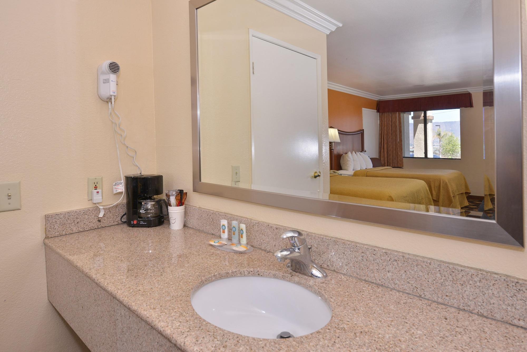 Quality Inn Lake Elsinore I-15 Buitenkant foto