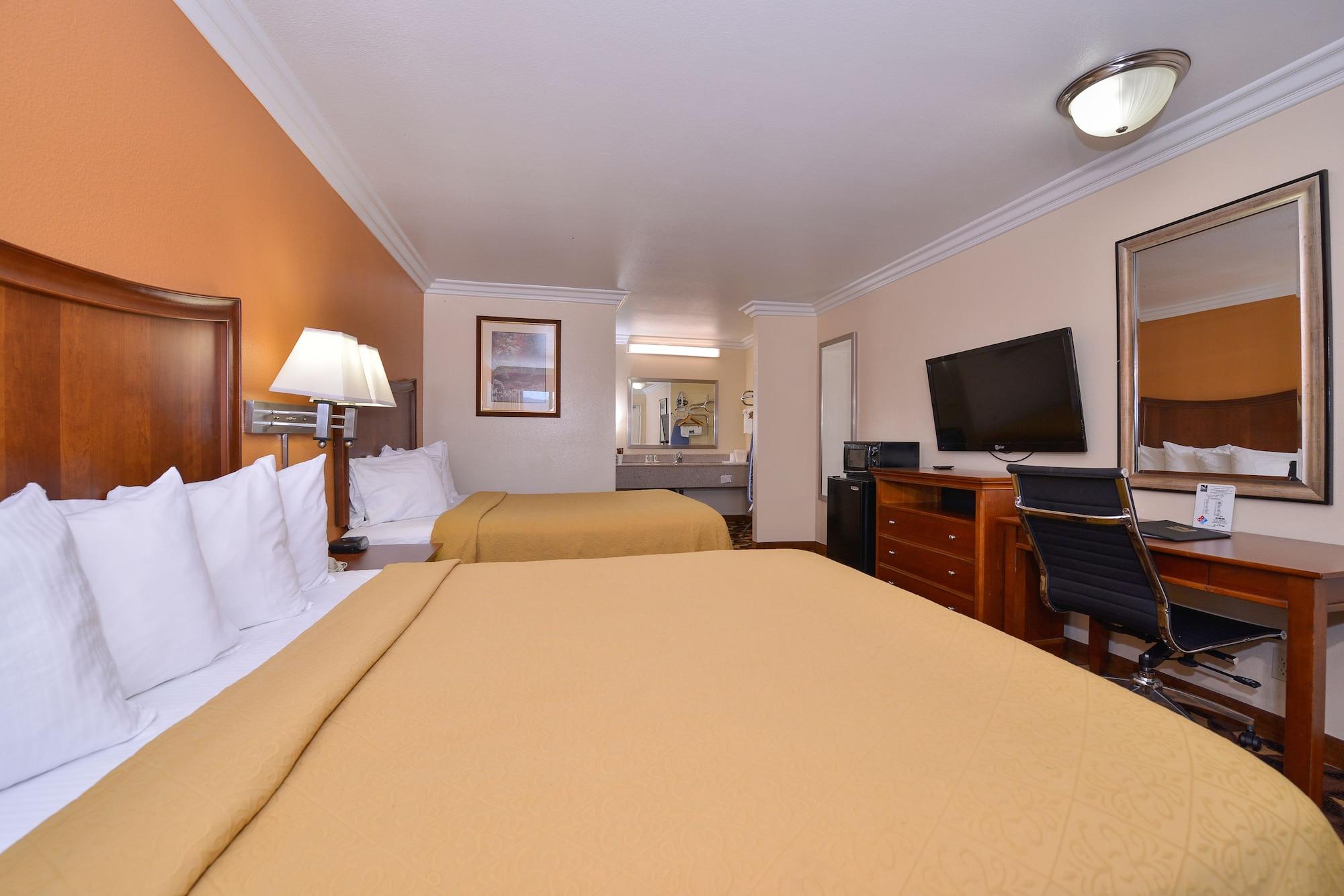 Quality Inn Lake Elsinore I-15 Buitenkant foto