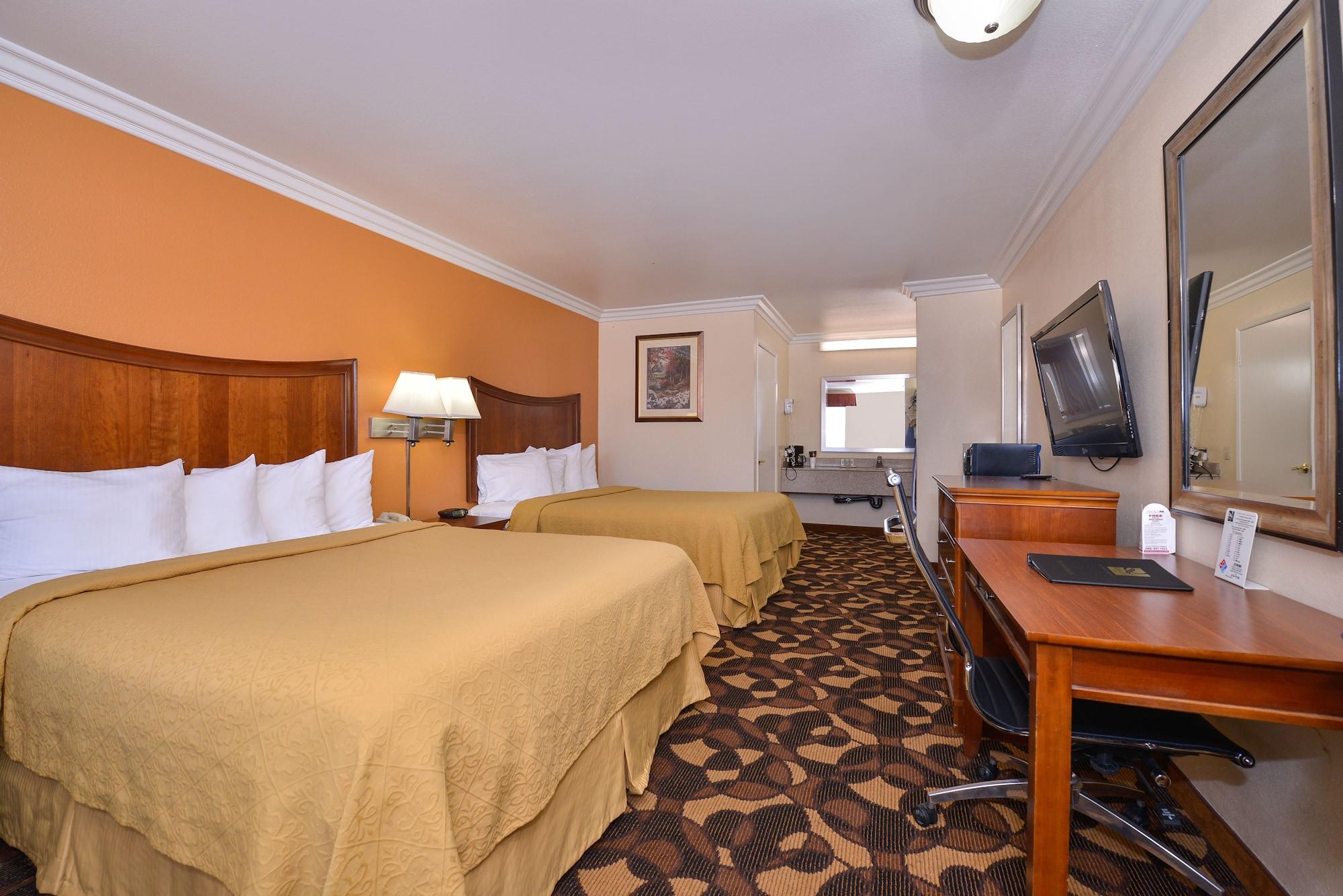 Quality Inn Lake Elsinore I-15 Buitenkant foto
