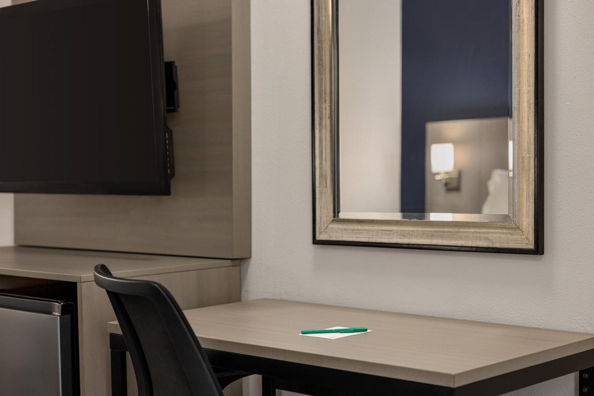 Quality Inn Lake Elsinore I-15 Buitenkant foto