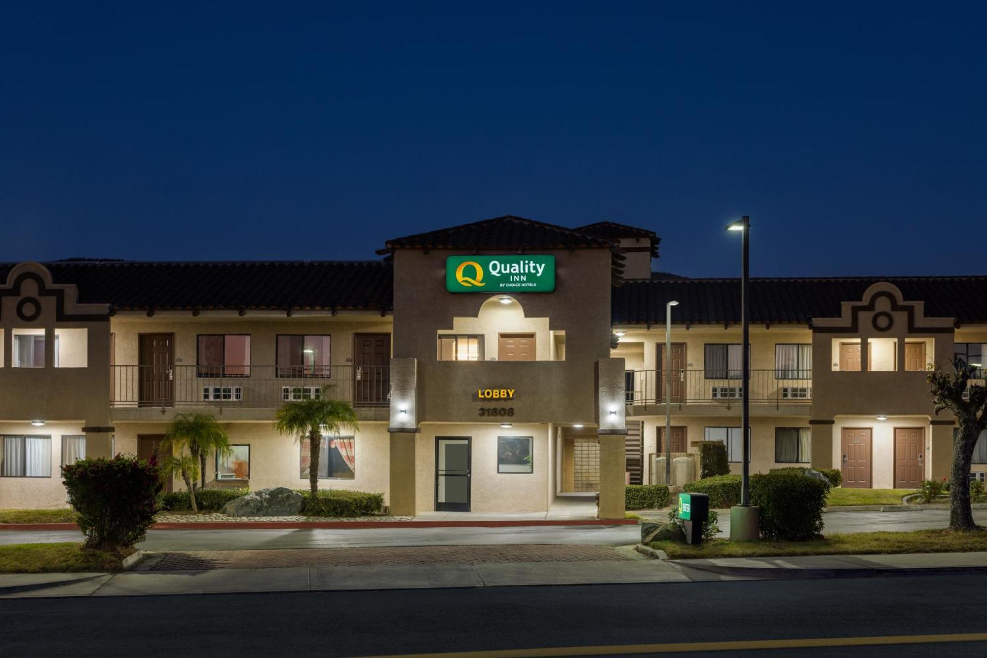Quality Inn Lake Elsinore I-15 Buitenkant foto