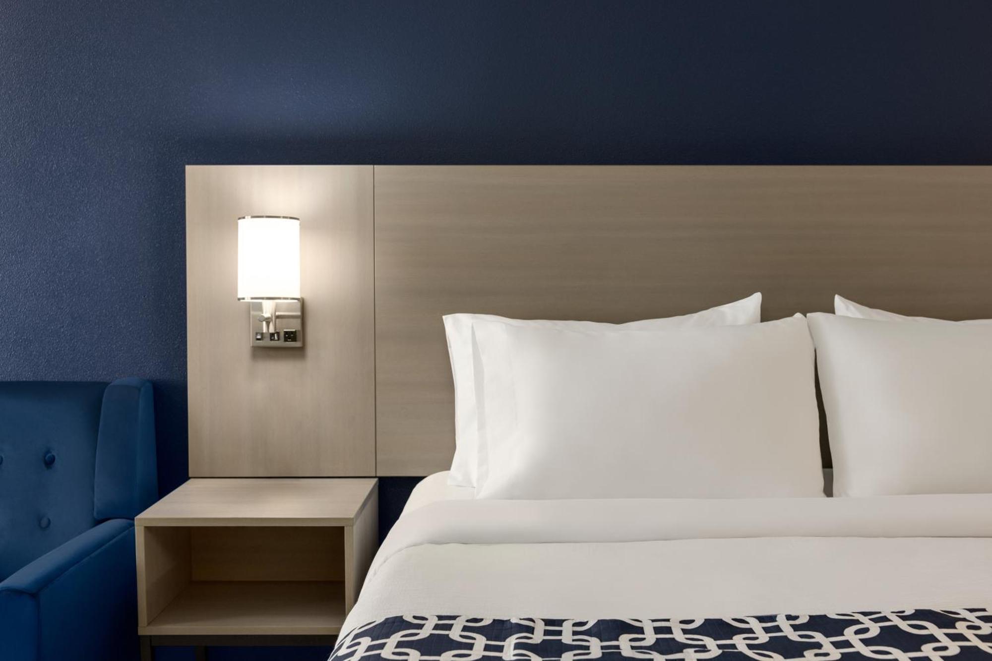 Quality Inn Lake Elsinore I-15 Buitenkant foto