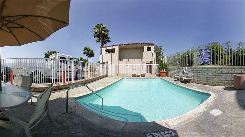 Quality Inn Lake Elsinore I-15 Buitenkant foto